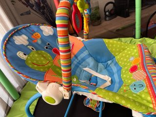 Mecedora vibradora Crece Conmigo Fisher Price