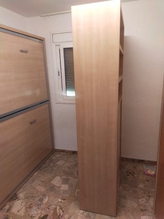 2 Camas Abatibles, armario 7 cajones 4 estanterías