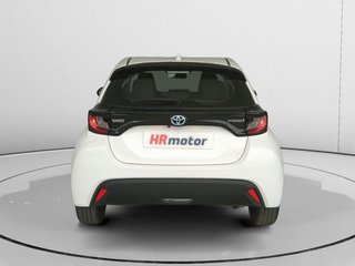 Toyota Yaris 1.5 120H Business
