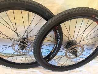 Ruedas Mavic XC 717 Disc Shimano xt 9v hutchinson