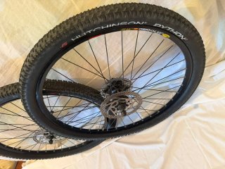 Ruedas Mavic XC 717 Disc Shimano xt 9v hutchinson