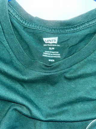 Camiseta Levi's verde talla M
