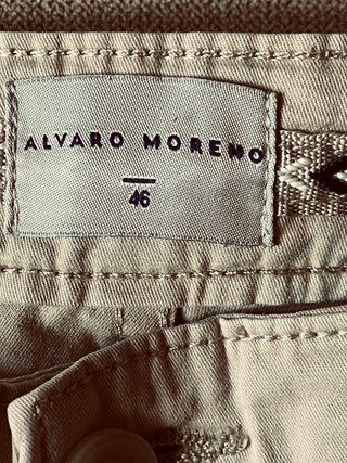 PANTALÓN CARGO EN COLOR BEIGE