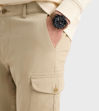 PANTALÓN CARGO EN COLOR BEIGE