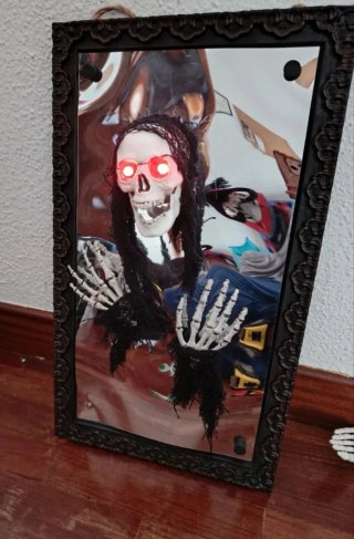 Cuadro Halloween Esqueleto Espejo