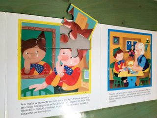 4 PUZZLES+CUENTO PINOCHO+JUEGO Libro de 3/6 años