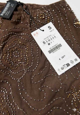 Pantalón Zara tachas marrón