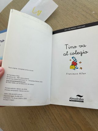 Tino va al colegio (letra cursiva)