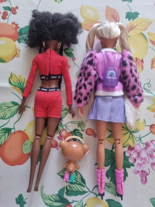 Lotto Barbie Extra AA articolate