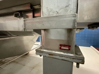 Prensa neumatics Della tofola PN150