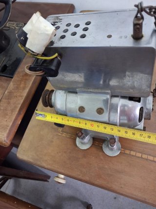 Motor Eléctrico Máquina Coser 125V