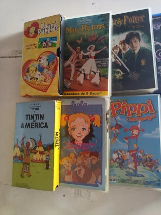 Lote cintas VHS y reproductor DVD Philips