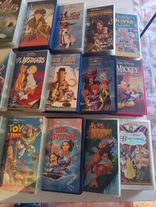 Lote cintas VHS y reproductor DVD Philips
