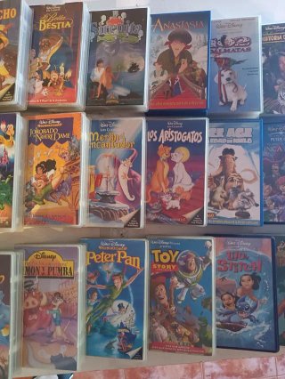 Lote cintas VHS y reproductor DVD Philips