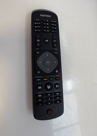 Televisor LED Philips 32pht4503/12