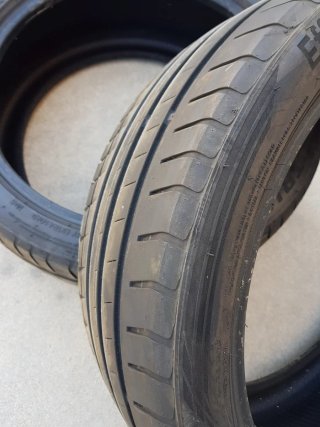 Par Neumáticos Triangle 245/40 R19