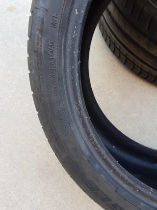 Par Neumáticos Triangle 245/40 R19