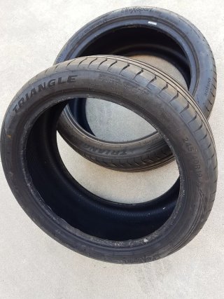 Par Neumáticos Triangle 245/40 R19