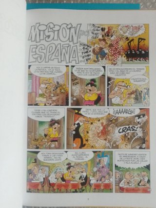 2 álbumes Mortadelo y Filemón Bruguera Clásica.