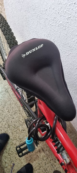Bicicleta Roja con Cesta y Accesorios