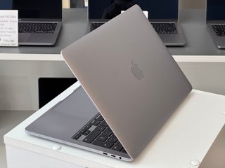 MacBook Pro 13" con GARANTIA