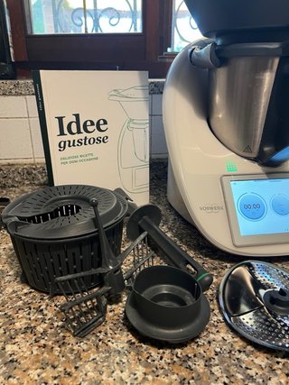 Bimby TM6 Vorwerk con accessori