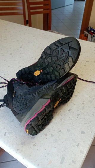 Scarponi Montura Donna Tg 38
