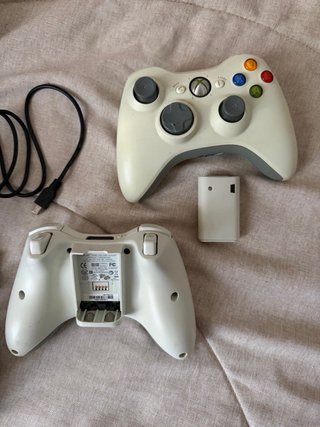 Xbox 360 con mandos