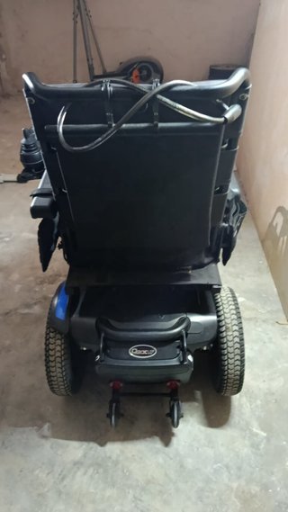 Silla de ruedas eléctrica Quickie Q200 R