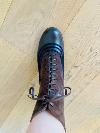Botines piel y ante hechos a mano