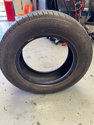 2 Neumáticos Michelin 215/65 R16 Carga