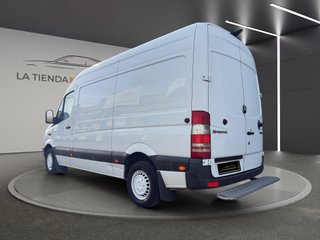 Mercedes-Benz Sprinter 2012