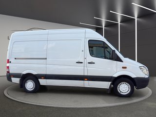 Mercedes-Benz Sprinter 2012
