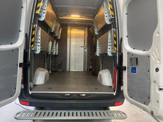 Mercedes-Benz Sprinter 2012
