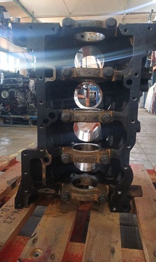 105404 qvfa bloque ford transit ft 330 l (largo)