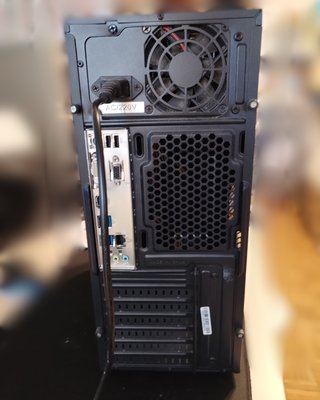 Ordenador de sobremesa PcCom Basic Elite Pro
