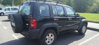 Jeep Cherokee 2004