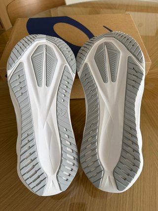 Zapatillas Asics Novablast 5 Talla 45 Gris/Plata