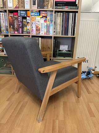 Butaca de tela y madera