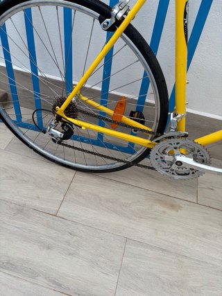 Bicicleta Decathlon con rodillo
