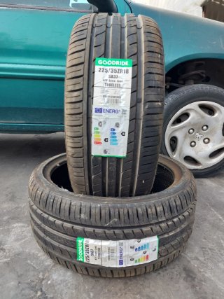 Pareja Neumáticos Goodride 225/35 ZR18 87Y SA37