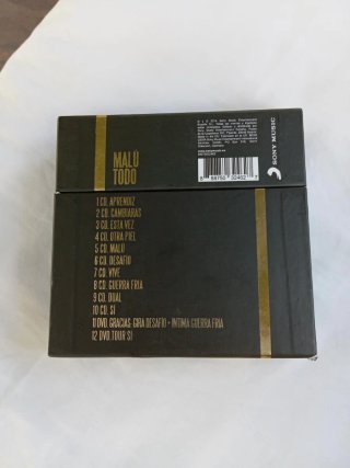 Caja Malú Todo