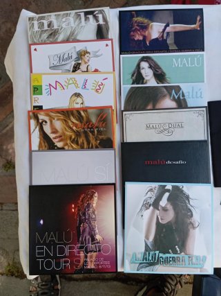 Caja Malú Todo