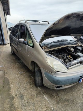 1845661 faro derecho citroen xsara picasso