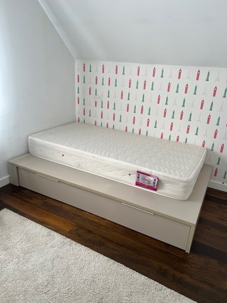 Cama nido beige en perfectas condiciones