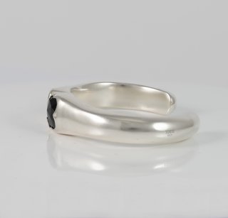 Pulsera esclava Tous en plata 925 con oso en ónix