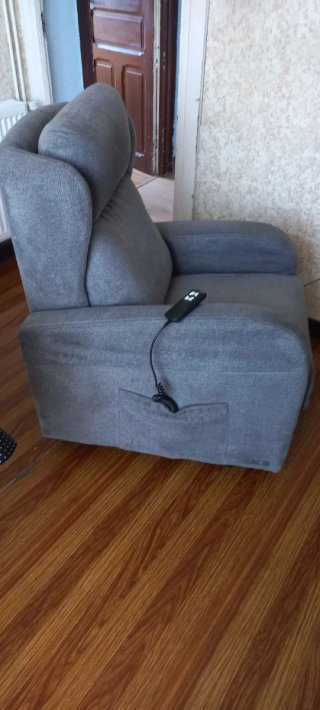 Sofá relax con sistema de incorporación