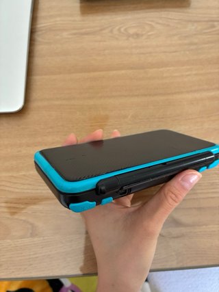 Nintendo New 2DS XL Nero e Blu
