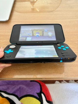 Nintendo New 2DS XL Nero e Blu