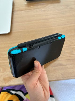 Nintendo New 2DS XL Nero e Blu